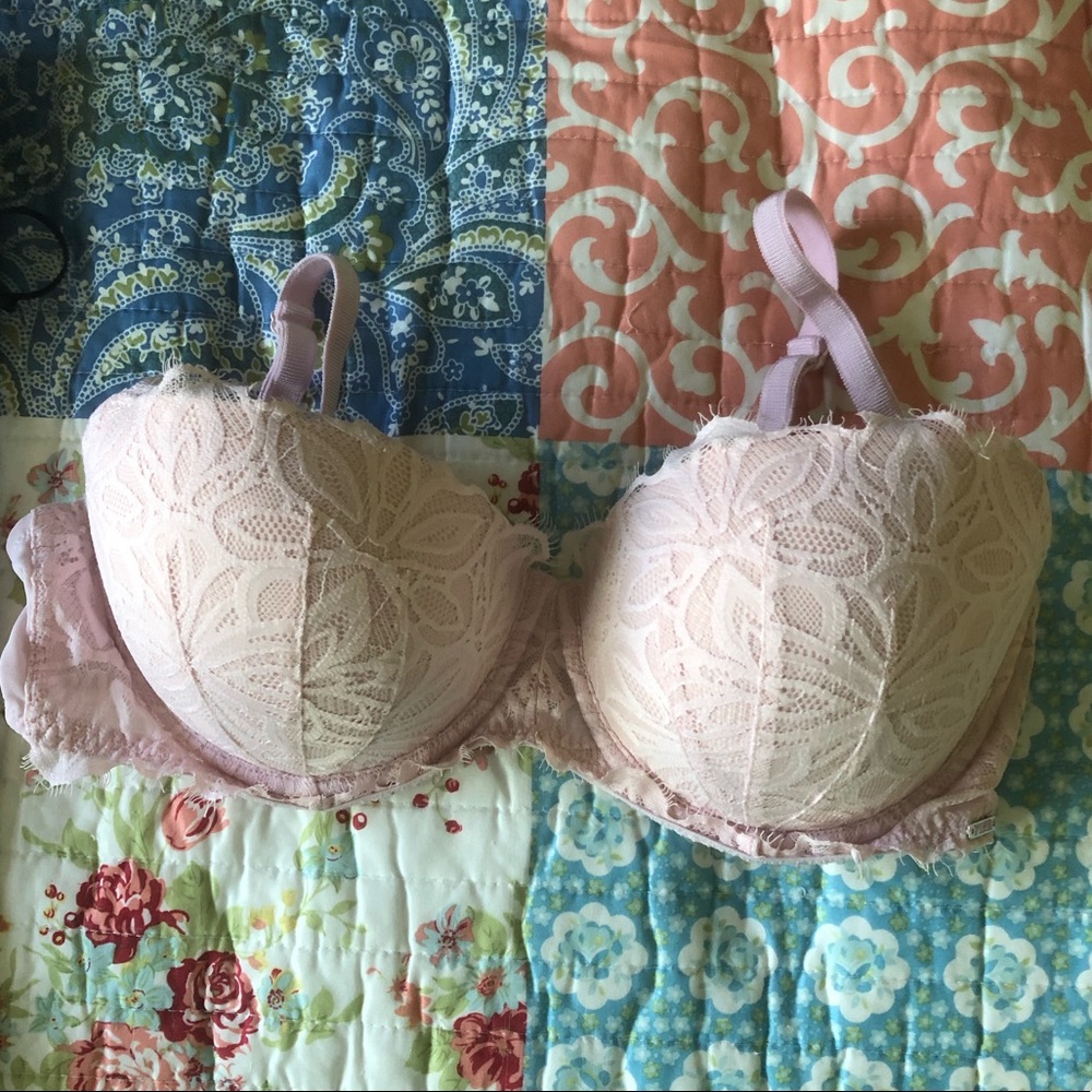 Victoria’s Secret PINK bra